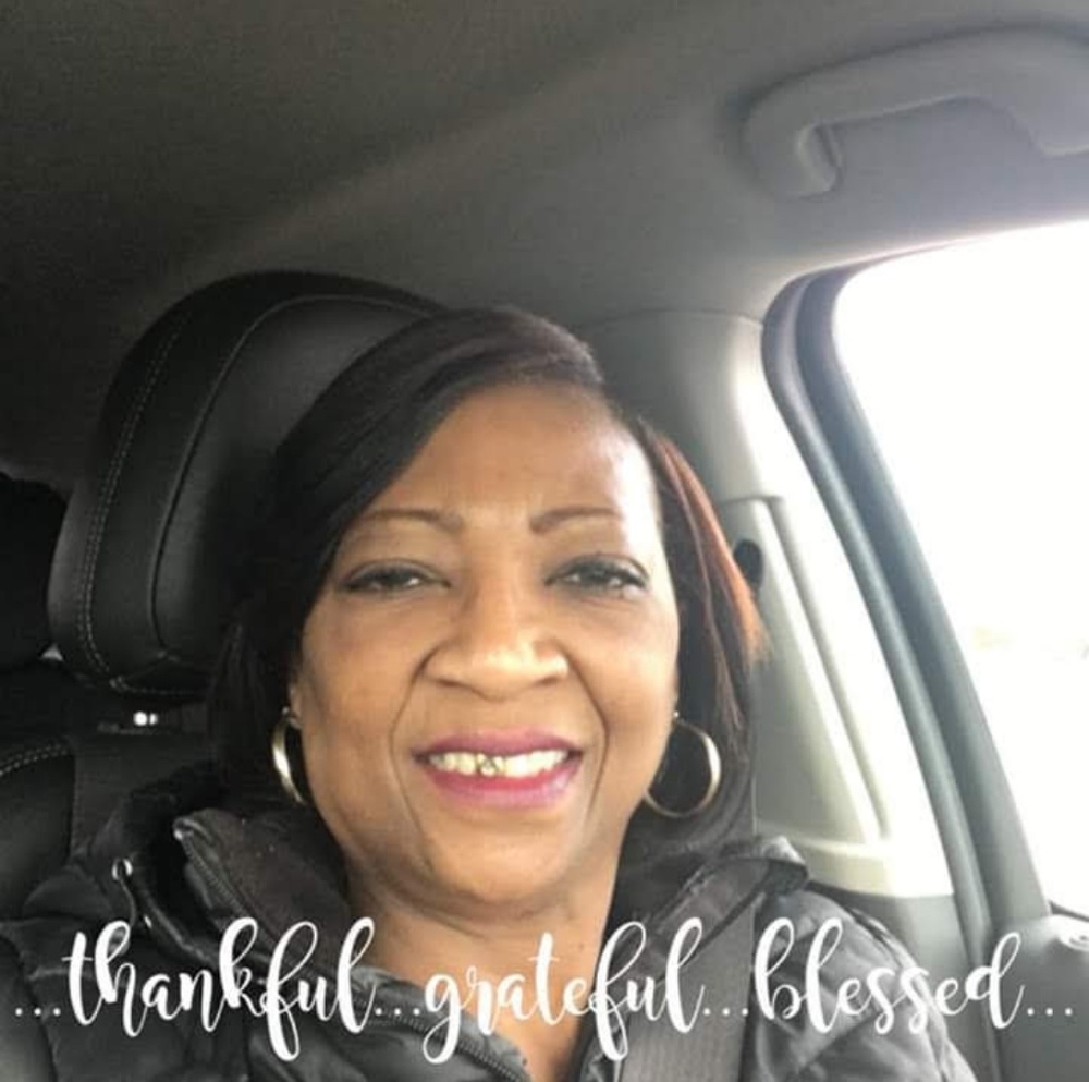 Meet your Posher, Angela